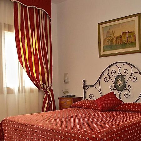 Hotel Fontana Venice Luaran gambar